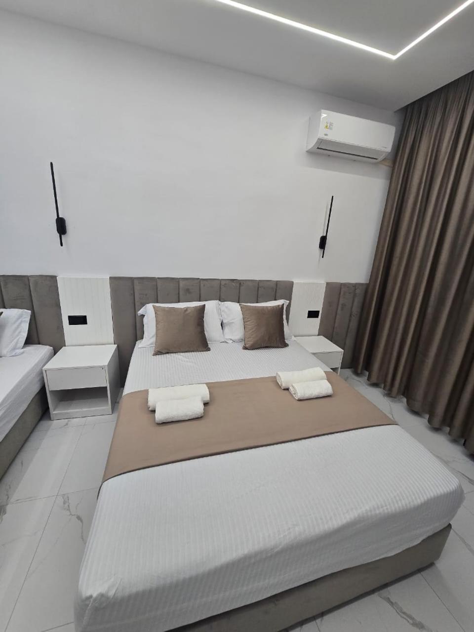 Elite Inn Vlore Bagian luar foto