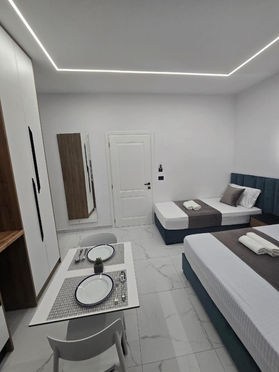 Elite Inn Vlore Bagian luar foto