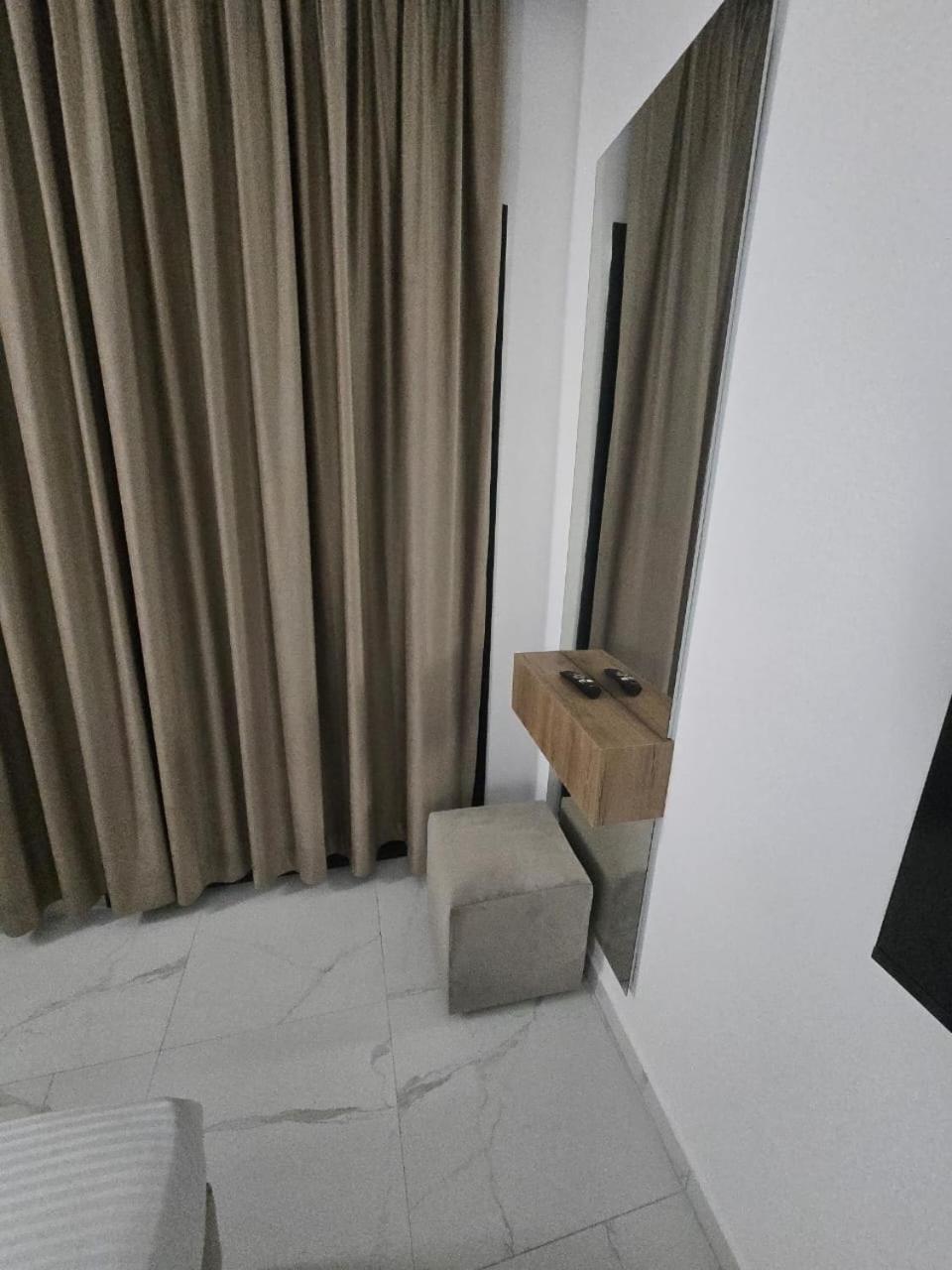 Elite Inn Vlore Bagian luar foto