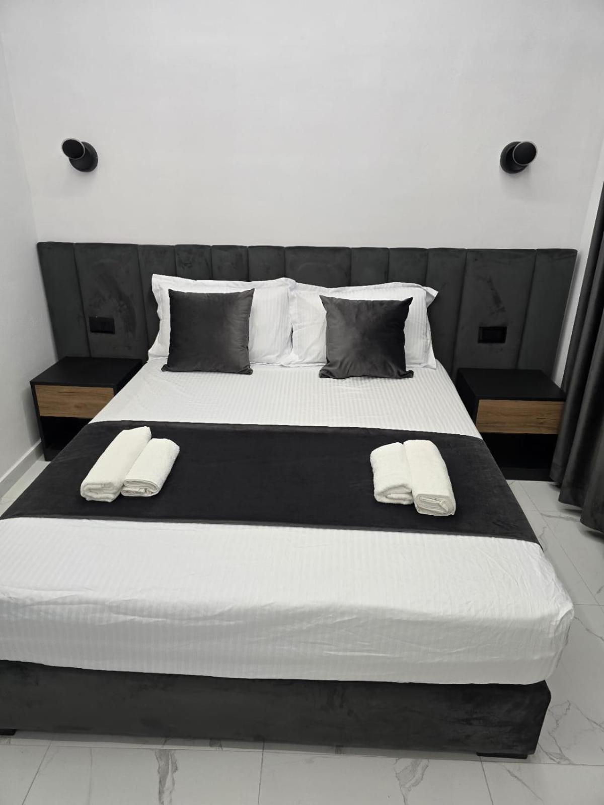 Elite Inn Vlore Bagian luar foto